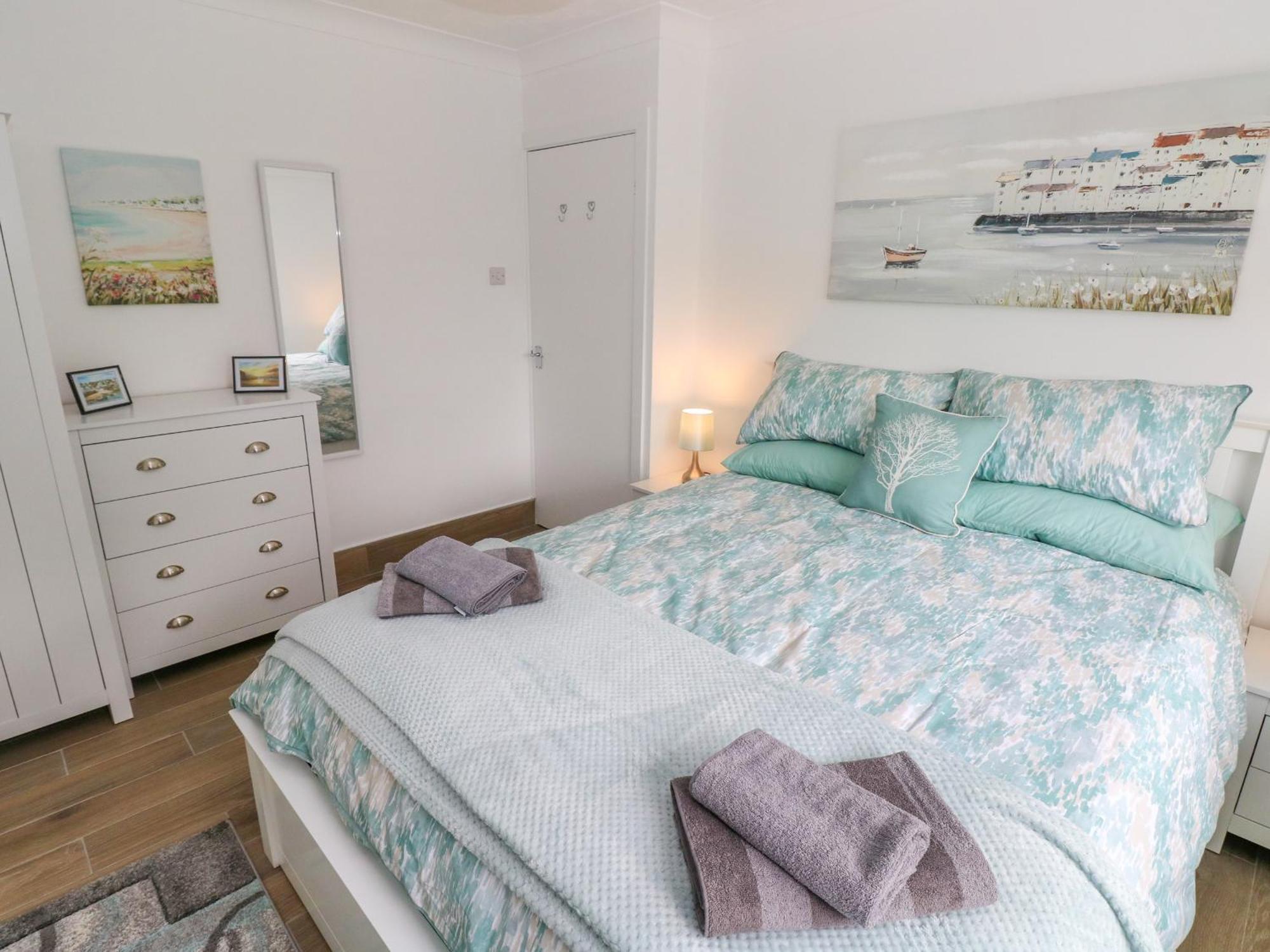 34 Croft Court Apartment *